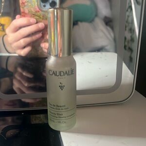 Claudalie Smoothing glowing spray
